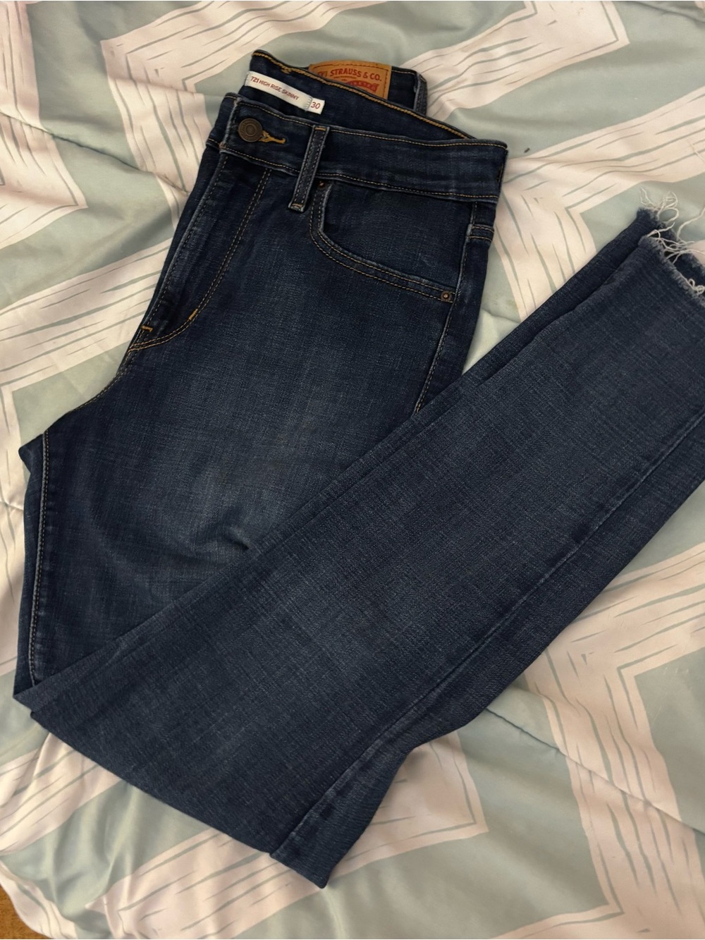 Levi's High Rise Skinny Indigo Blue Frayed Hem Skinny Jeans